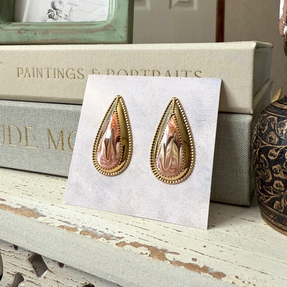 Marbled Teardrop Statement Earrings 🏷️ - Picture 3 of 6